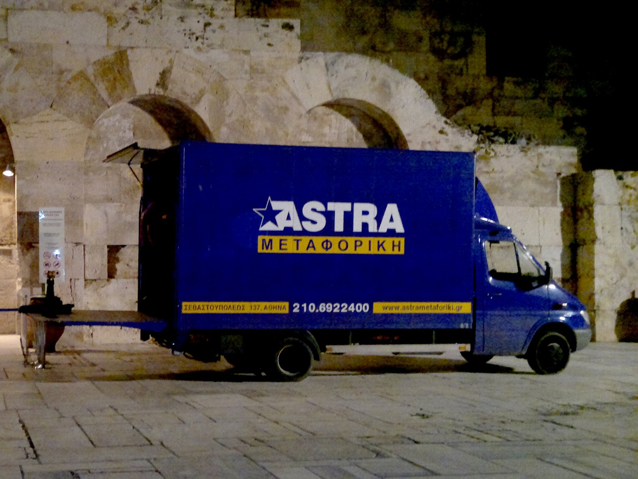 φορτηγό μεταφοράς πιάνων φορτηγό για την μεταφορά πιάνων